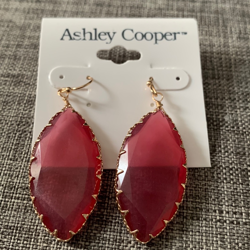 Ashley Cooper Colorful Earring Set - Picture 3 of 4